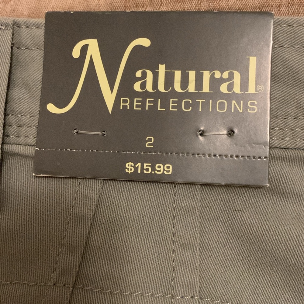 Shorts - Picture 5 of 5